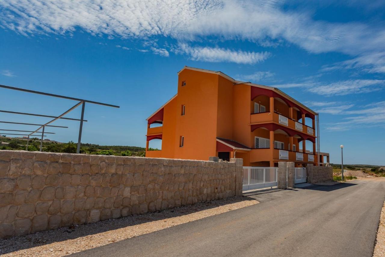 Kameni Put Apartment Ražanac Екстериор снимка