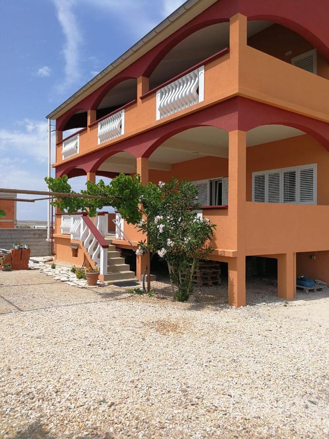 Kameni Put Apartment Ražanac Екстериор снимка